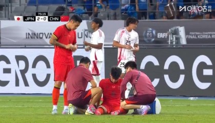 王钰栋伤退塞尔吉尼奥替补登场