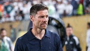 阿斯：阿隆索要在试验阵容时保证赢球，因此世俱杯的首发变动不大